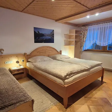 Bergblick Apartman *